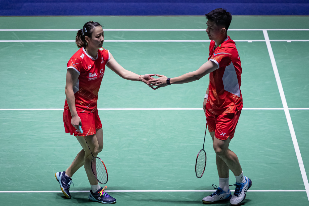 法国队轻取中国队，郑思维高光表现