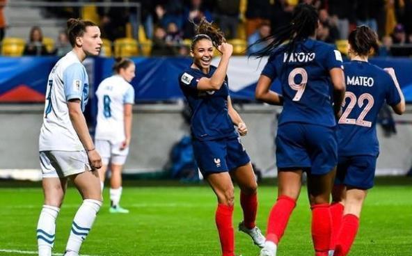 法国女足队实现八连胜，备战国际友谊赛