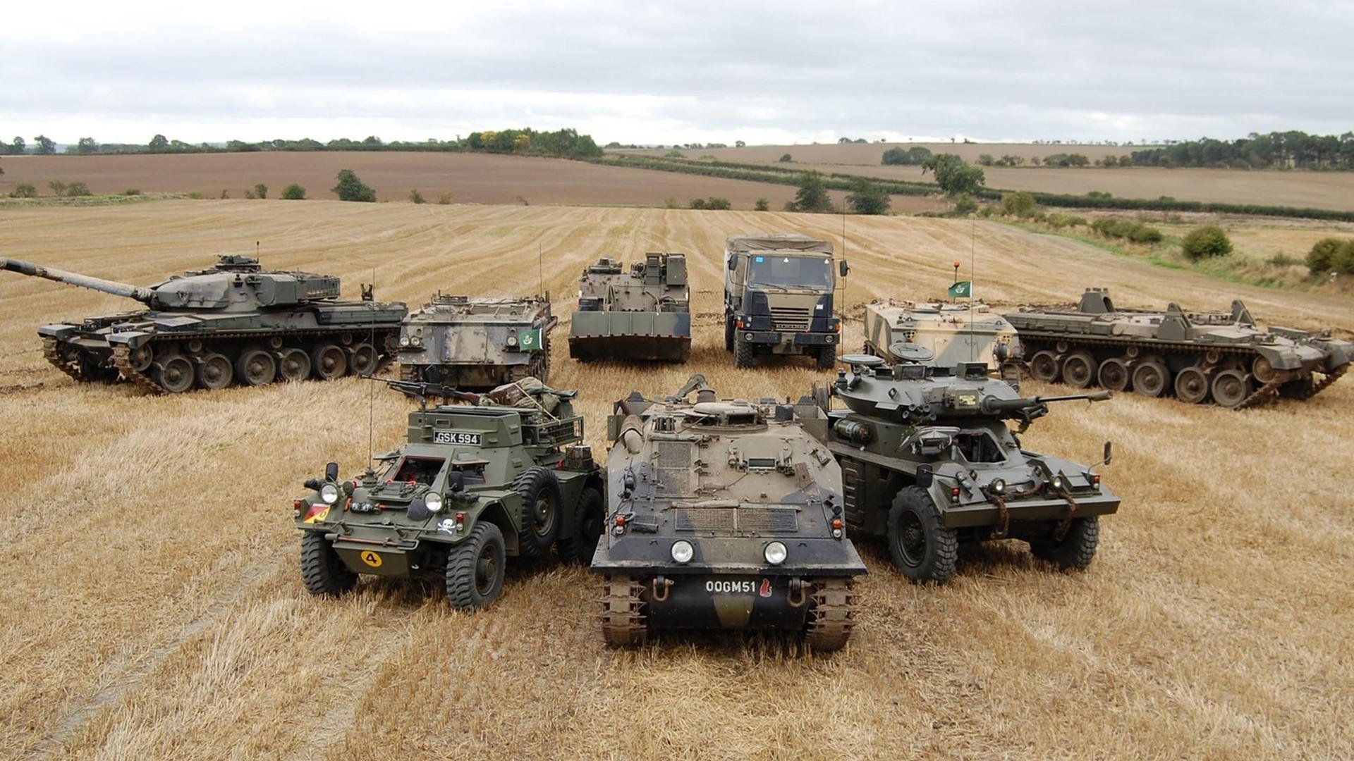 爱游戏-毫秒定乾坤，迈凯伦险胜背后的孤胆英雄勒克莱尔