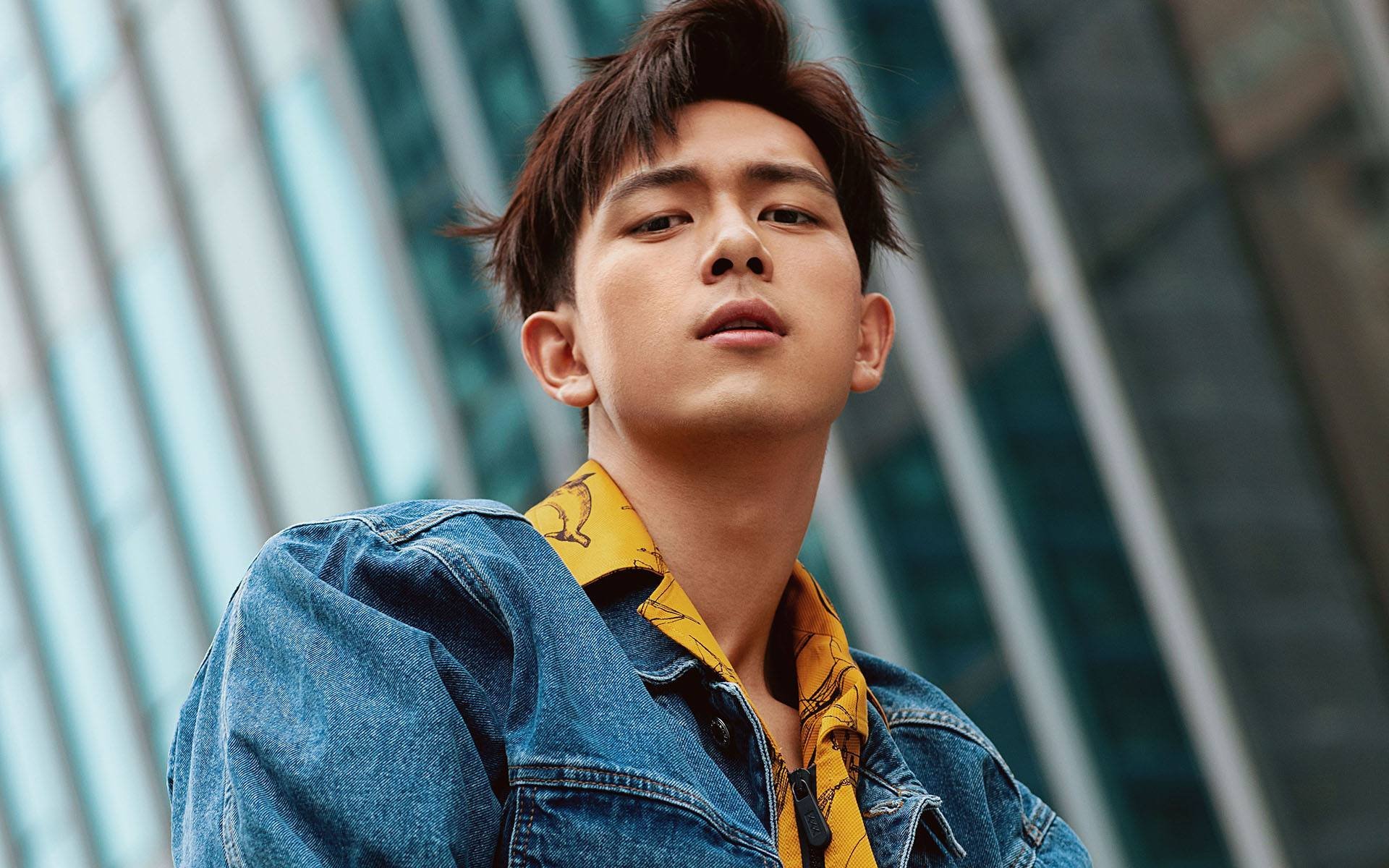 爱游戏官网-德比之巅与冰火之战，皇马完胜巴萨，AC米兰战术革命掀翻塞维利亚